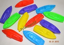 24 PLASTIC CHEWY BOATS BIRD PARROT FOOT TOY PART 3 1/4"