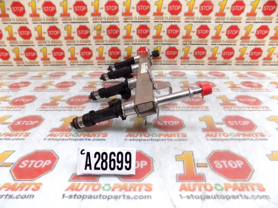 2013-2021 BUICK ENCORE FUEL RAIL W/ INJECTOR SET 55565970 OEM - Image 3 of 4