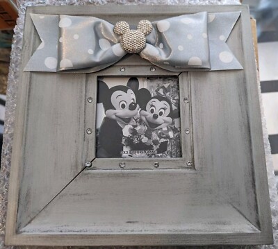 写真たて　Disney Parks Minnie Bow Frame New Disney Minnie Bow Frame DisneyParks Photo 3 x 3 | eBay