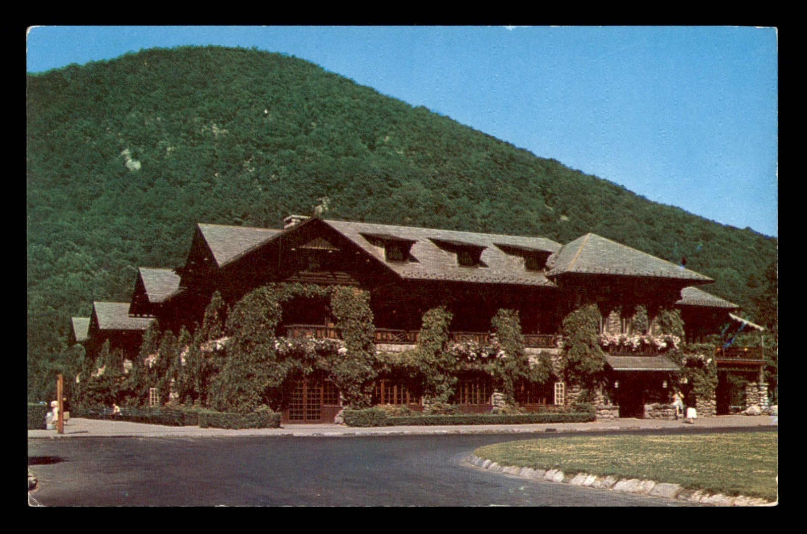 Bear Mountain Inn New York NY Postcard UNP Chrome Motel Hotel