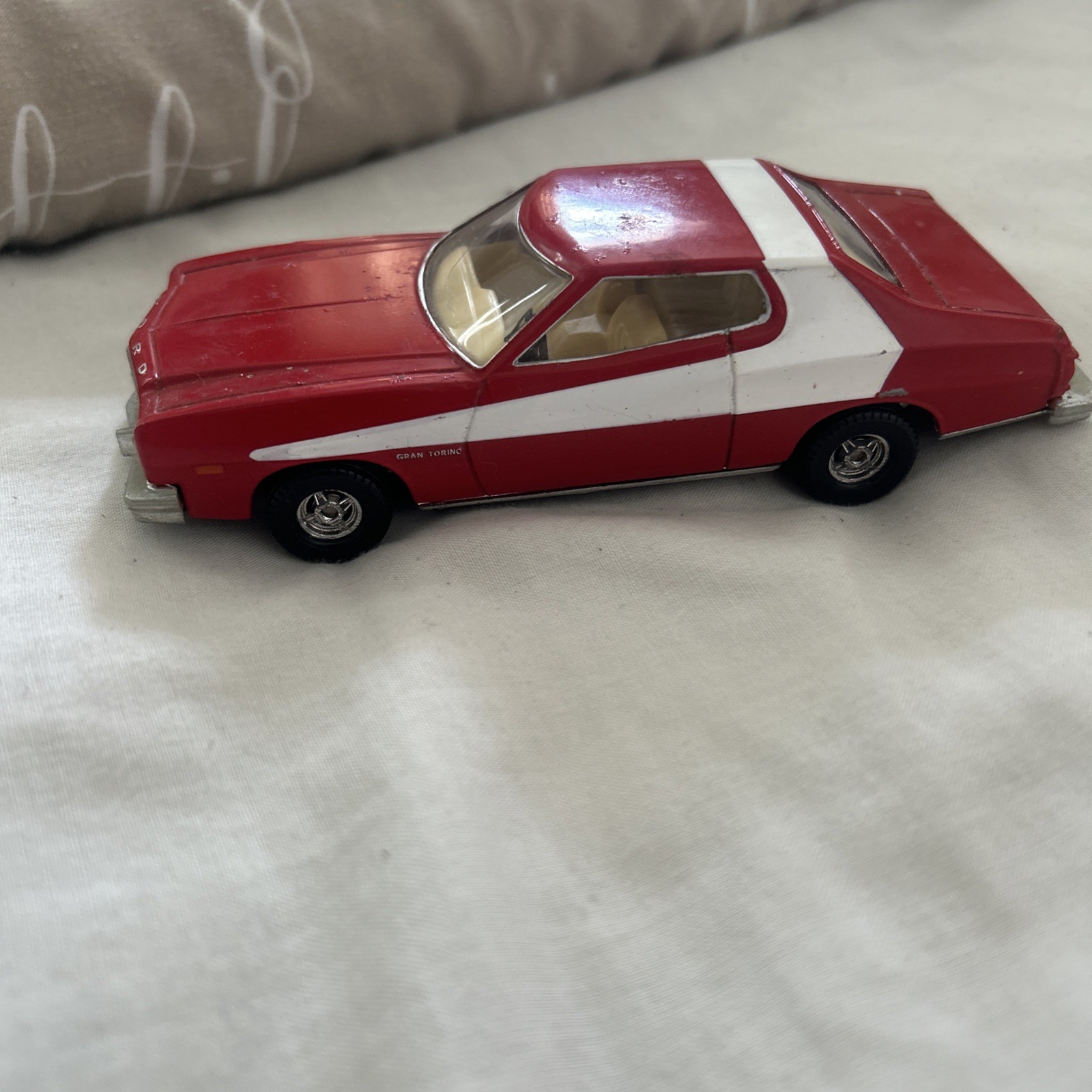 Corgi 292, Starsky/Hutch Torino - Free Price Guide & Review