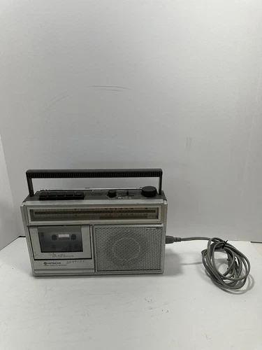 HITACHI TRK-555OH RADIO TAPE CASSETTE RECORDER RETRO 1980’s Vintage Works