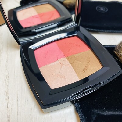 CHANEL VOYAGE DE CHANEL チークパレット Chanel Voyage de Chanel Blush & Illuminating Face Palette