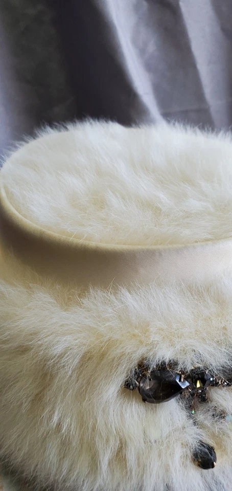 Sombrero de piel crema vintage Sue Lee de Irving Foto 3 de 4