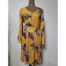 Kings Road Women's Mustard Floral Dress – Flowy & Flirty, Size Medium