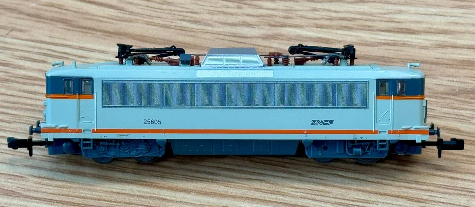 Piko 94202 - SNCF locomotive BB 25605  New, N Scale - Image 3 of 4