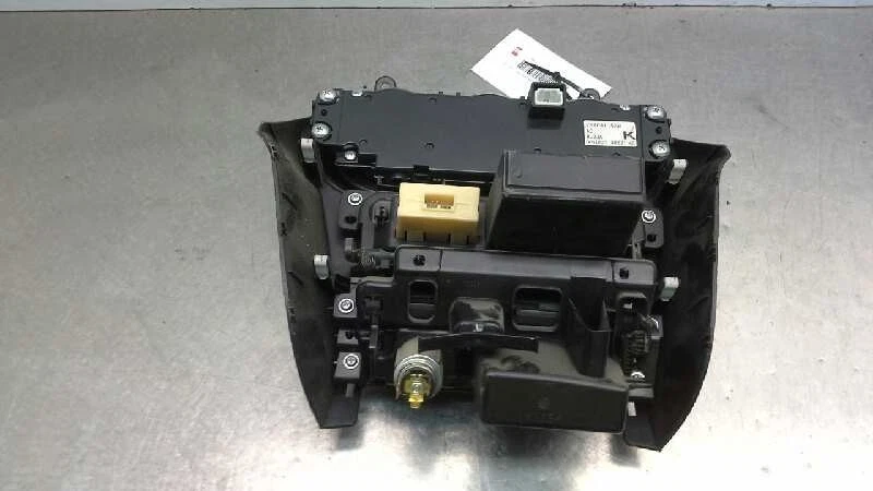 7820A115XB COMMANDE DE CLIMATISATION / CHAUFFAGE / 1656160 POUR MITSUBISHI LANCE Foto 2 de 4