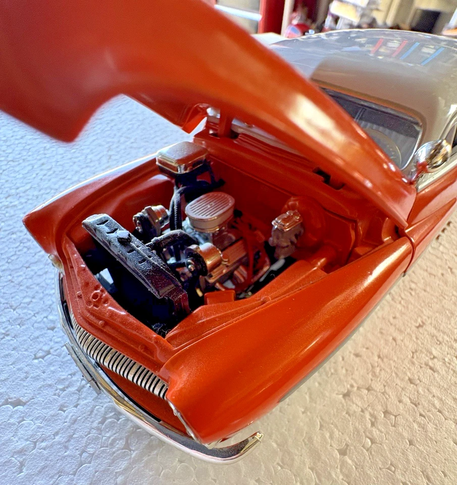 First Gear 1/25 '49 Mercury Custom Coupe Edición Sinclair Diecast Car Naranja Foto 4 de 4