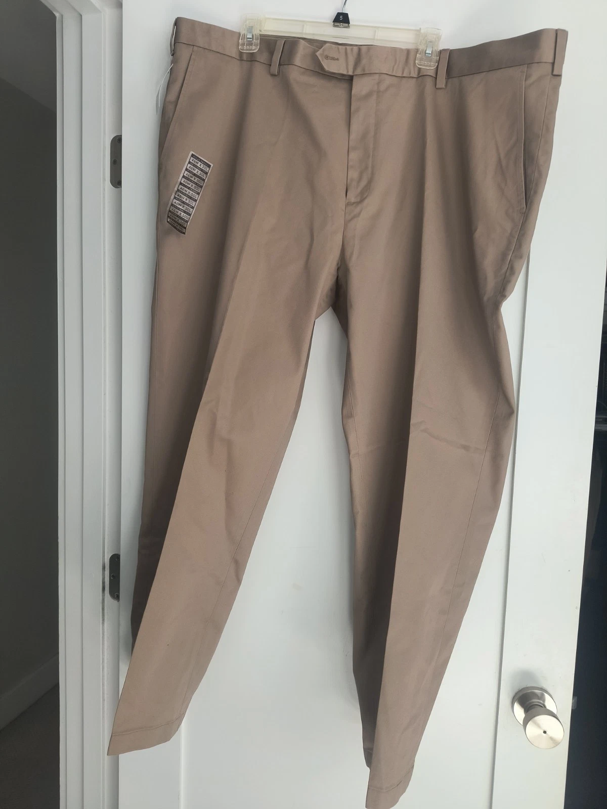 Jos A Bank Traveler Original Fit Khaki Tan Pants 46x30 NWT Wrinkle Resistant