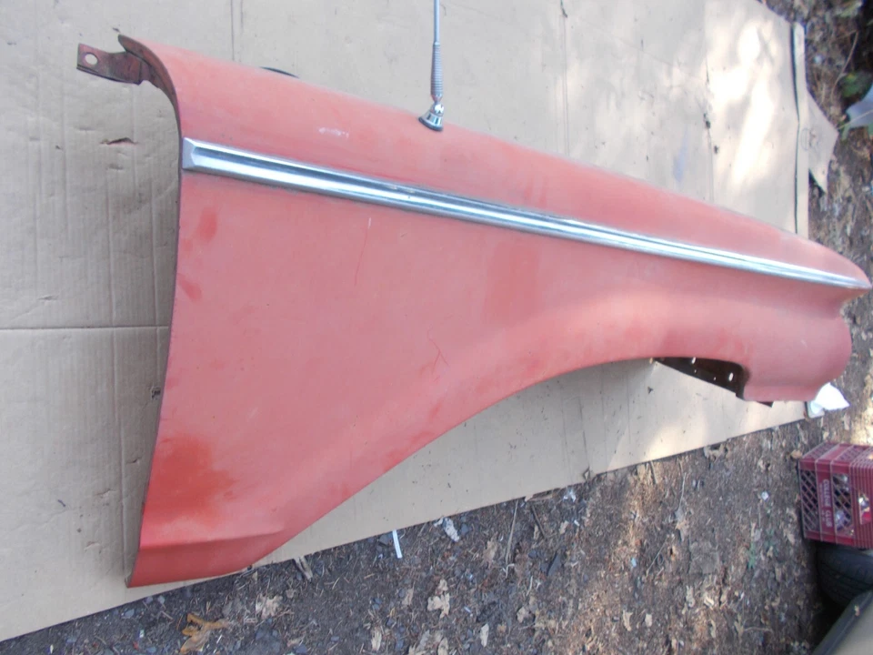 1960 60 水星 MONTEREY MONTCLAIRE PARK LANE RIGHT FENDER 超好 N.O.S 附近 — 第 3/4 张图片