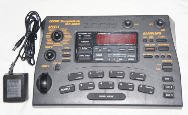 ZOOM サンプラー Sample Trak ST-224-