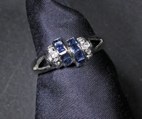 SAPPHIRE RING / Sterling Silver - Picture 5 of 5
