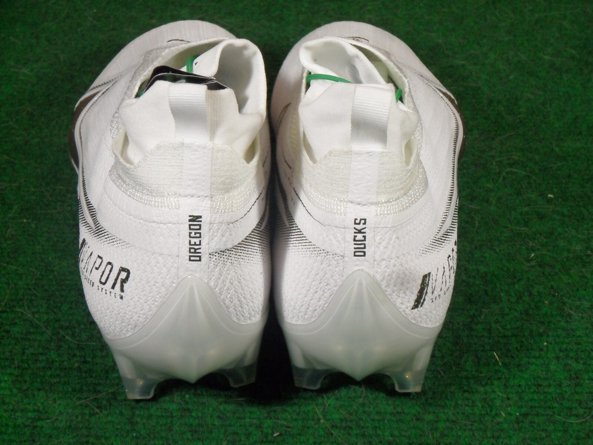 TEAM ISSUE Nike Oregon Ducks Football Cleats NEW Nike Supplies Oregon Ducks With Deion Sanders main image 2