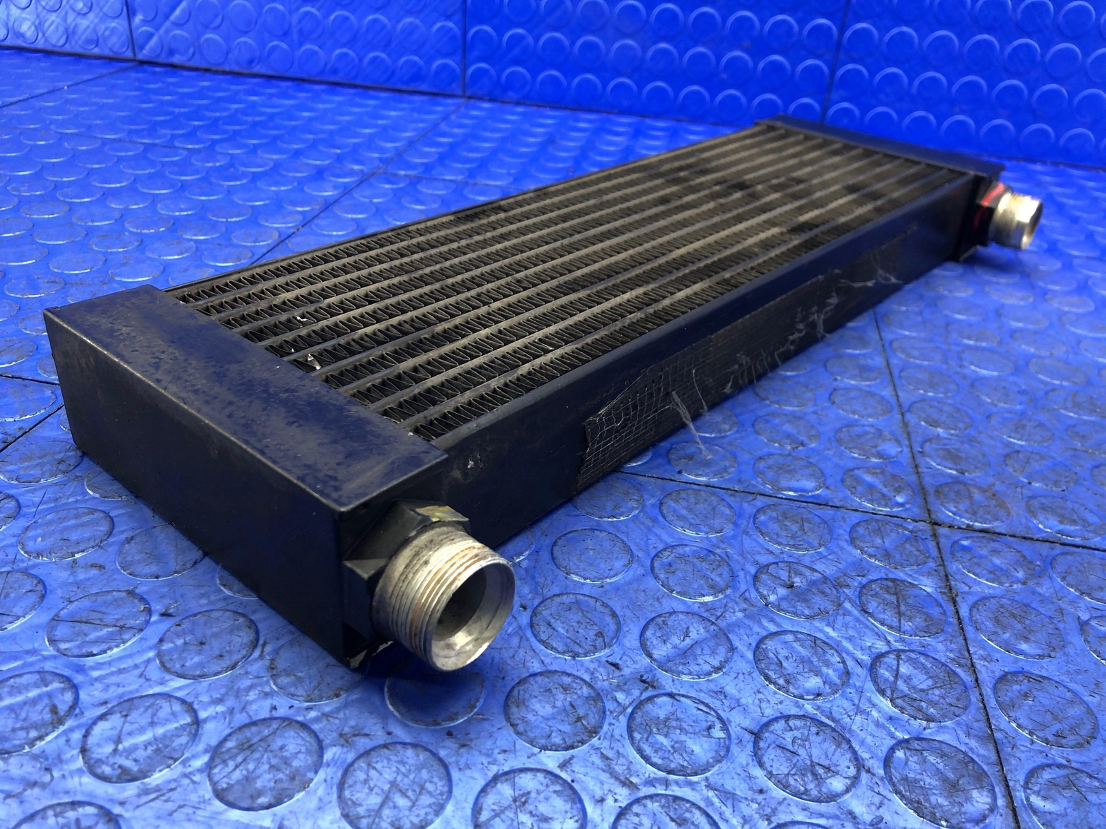 LAMBORGHINI GALLARDO OEM FRONT SIDE MOUNTED AUXILARY OIL COOLER