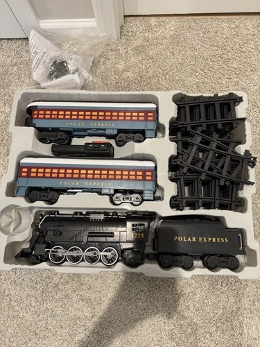 Lionel Large Scale 7-11803 Polar Express Ready-To-Play Train Set- tested works - Picture 2 of 8