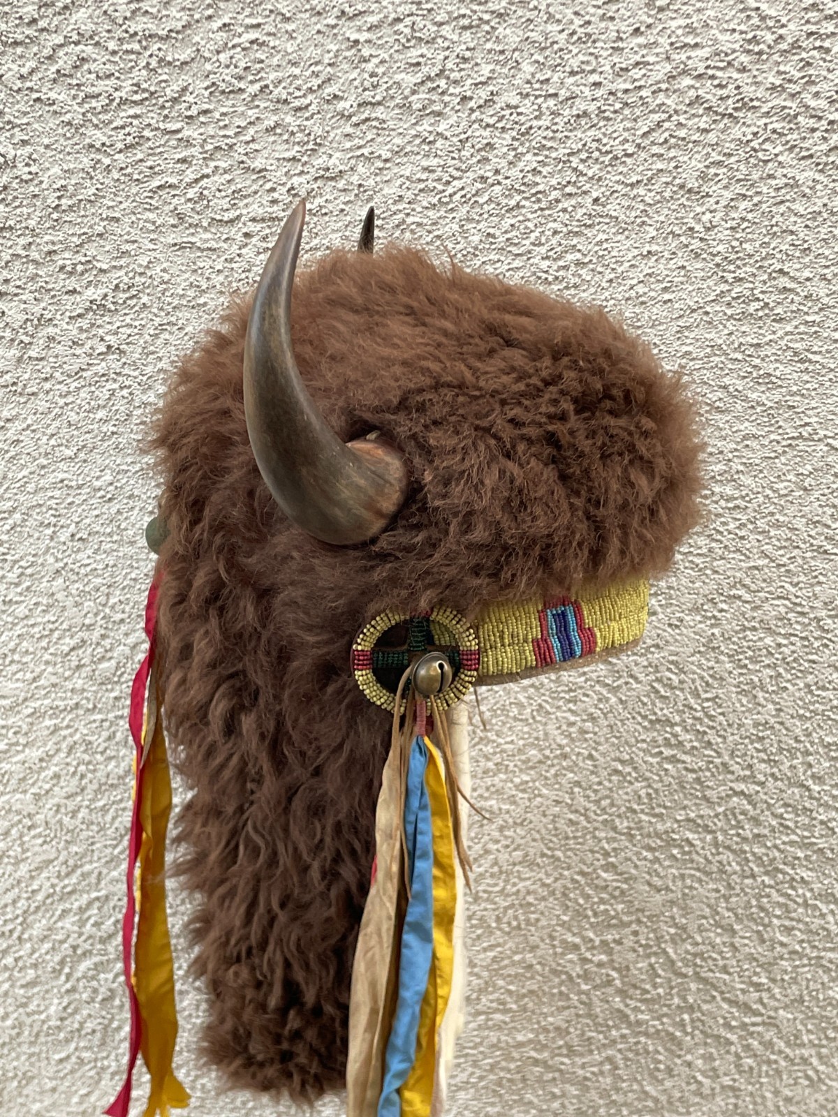 BEAUTIFUL NATIVE AMERICAN PLAINS STYLE BUFFALO HORN BONNET 🦬