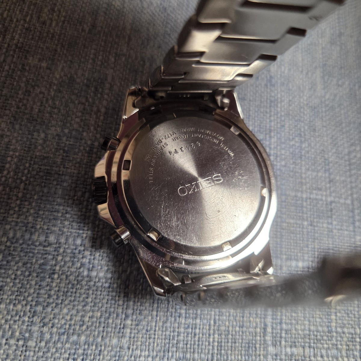 Seiko Solar Chronograph V172 0AJ0 Quartz Watch Black Dial