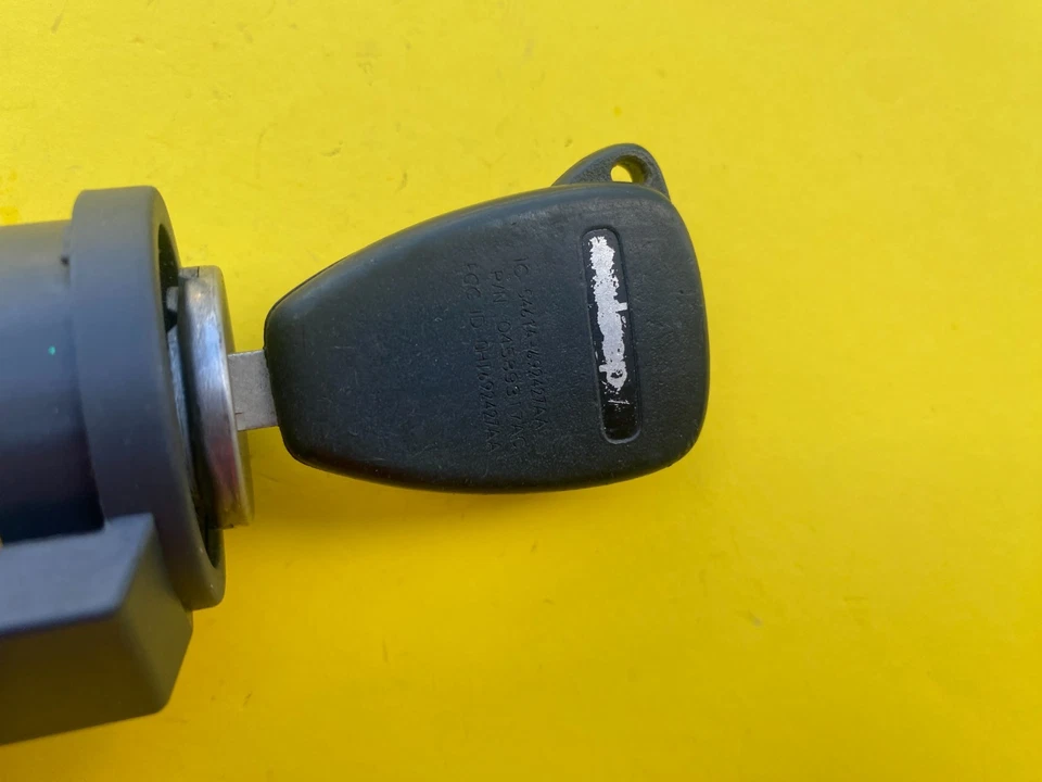 2007-17 ДЖИП КОМПАС РУЛЕВОЕ УПРАВЛЕНИЕ ЗАМОК ЗАЖИГАНИЯ С КЛЮЧОМ ЦИЛИНДРА OEM 05057296AL - Изображение 3 из 4