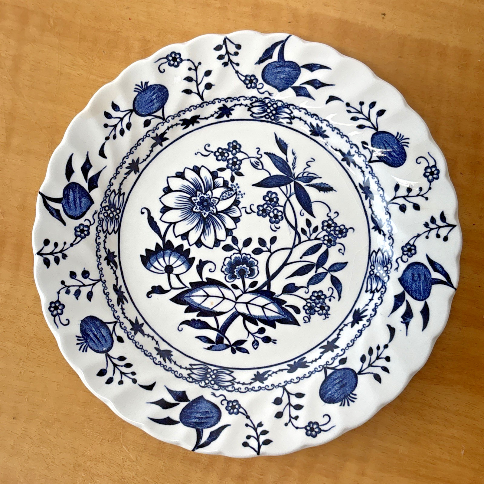 Johnson Brothers Stoke on Trent England Saxony Bread Plate Blue Onion