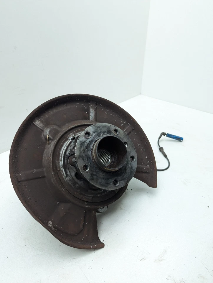 Cubo de junta de driver traseiro BMW 525xi AWD 2006-2010 fabricante de equipamento original - Imagem 2 de 4