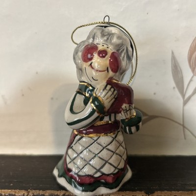 Vntg Blue Sky Clay Works Grandma with Heart Figurine By Heather Goldminc