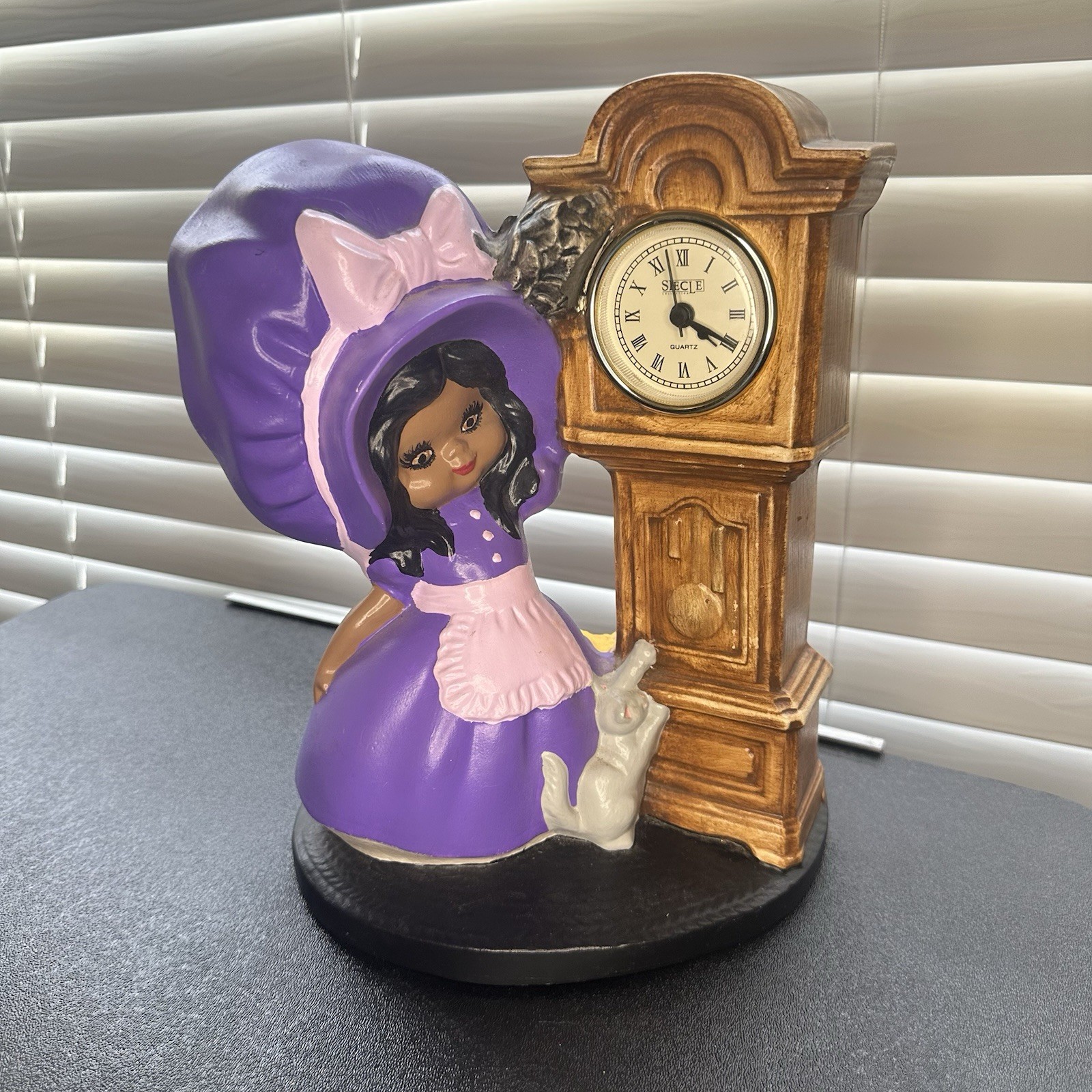 1974 Byron Molds Vintage Grandfather Clock With Girl And Cat Battery Included