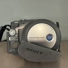 VTG Sony Handycam DCR DVD301 DVD Camcorder w/Bag, Remote, Manual, Cables
