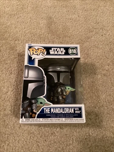 FUNKO POP! THE MANDALORIAN WITH GROGU #818~ MINT~ STAR WARS SERIES ~