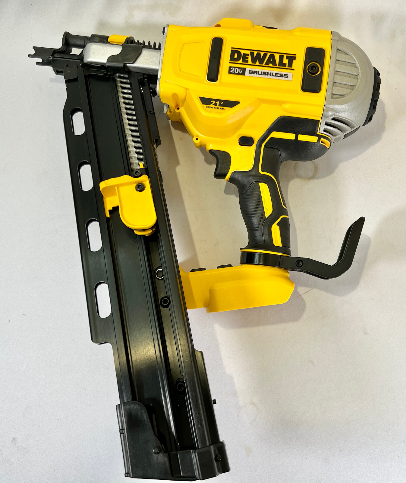 DEWALT DCN21PL 20V MAX 21Degree Framing Nailer & 2.0 AH Battery
