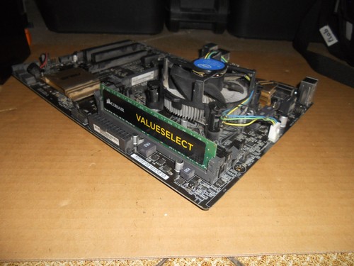 ASUS Z170-P D3 REV 1.04+INTEL CORE i3 7100 (2.9GHZ)+8GB - Foto 4 di 7