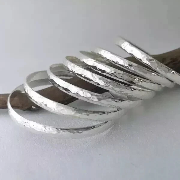 Juego de 7 brazaletes de plata esterlina 925 martillada maciza hechos a mano para mujer, M1270 Foto 2 de 4