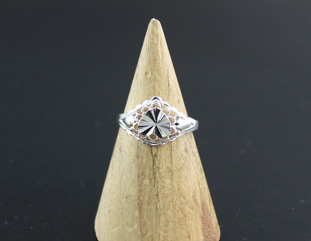 New Wholesale Lots 32pcs Mixed Design Silver Color Alloy Women Fashion