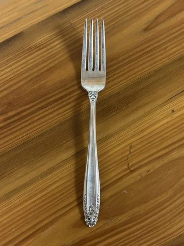 International Sterling Silver Prelude Dinner Fork – No Monogram, 50g