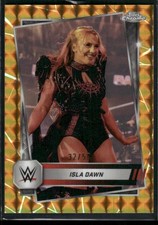 2025 Topps Chrome WWE Isla Dawn #64 Gold Geometric Refractor /50