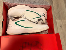 Wilson Hurakn Lite Men’s White/Green Tennis/Padel Lace-Up Low Top Trainers
