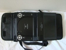 Audiovox Portable 7" LCD Monitor  DVD Player With Case  Extras D1788