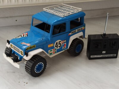JOUSTRA TOYOTA LAND CRUISER PARIS DAKAR  RC  40 cm RARITÄT
