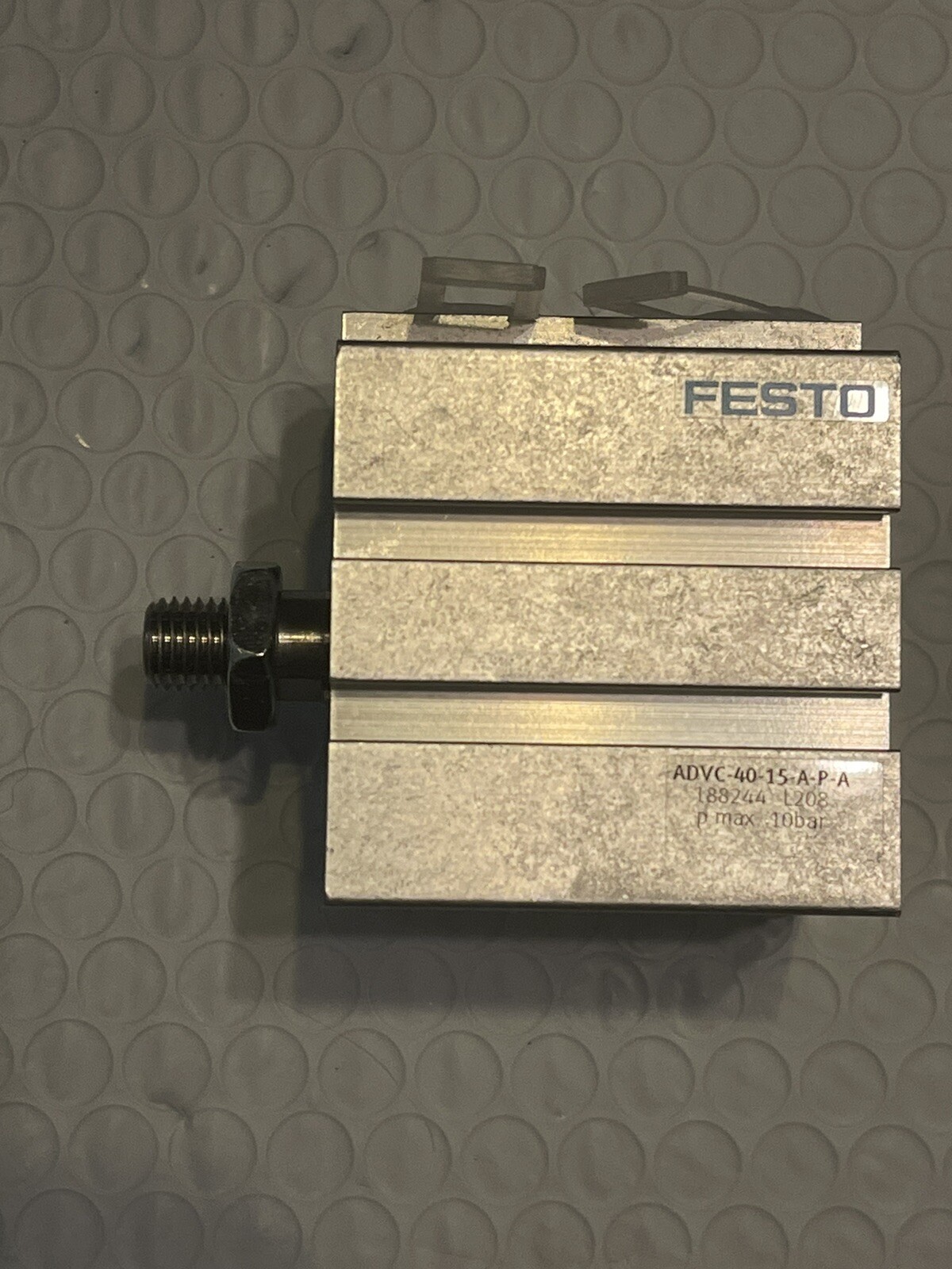 1 pcs New Festo ADVC-40-15-A-P-A 188244 Short stroke cylinder