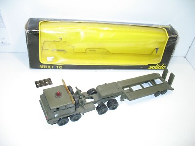 Camion Solido Berliet T12 Porte-char 1/50 – Militaire Avec Rétro – Occasion