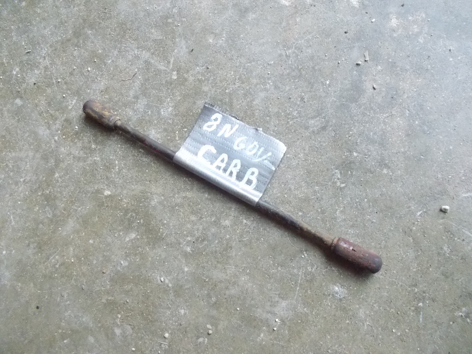 Ford 8N Tractor N transmission governor to carburetor linkage control