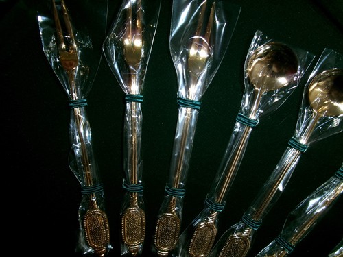 NIP 42 PC Happy Long Life Korean Asian Soup Spoon Forks/Chopsticks Set Two-toned - Picture 9 of 12