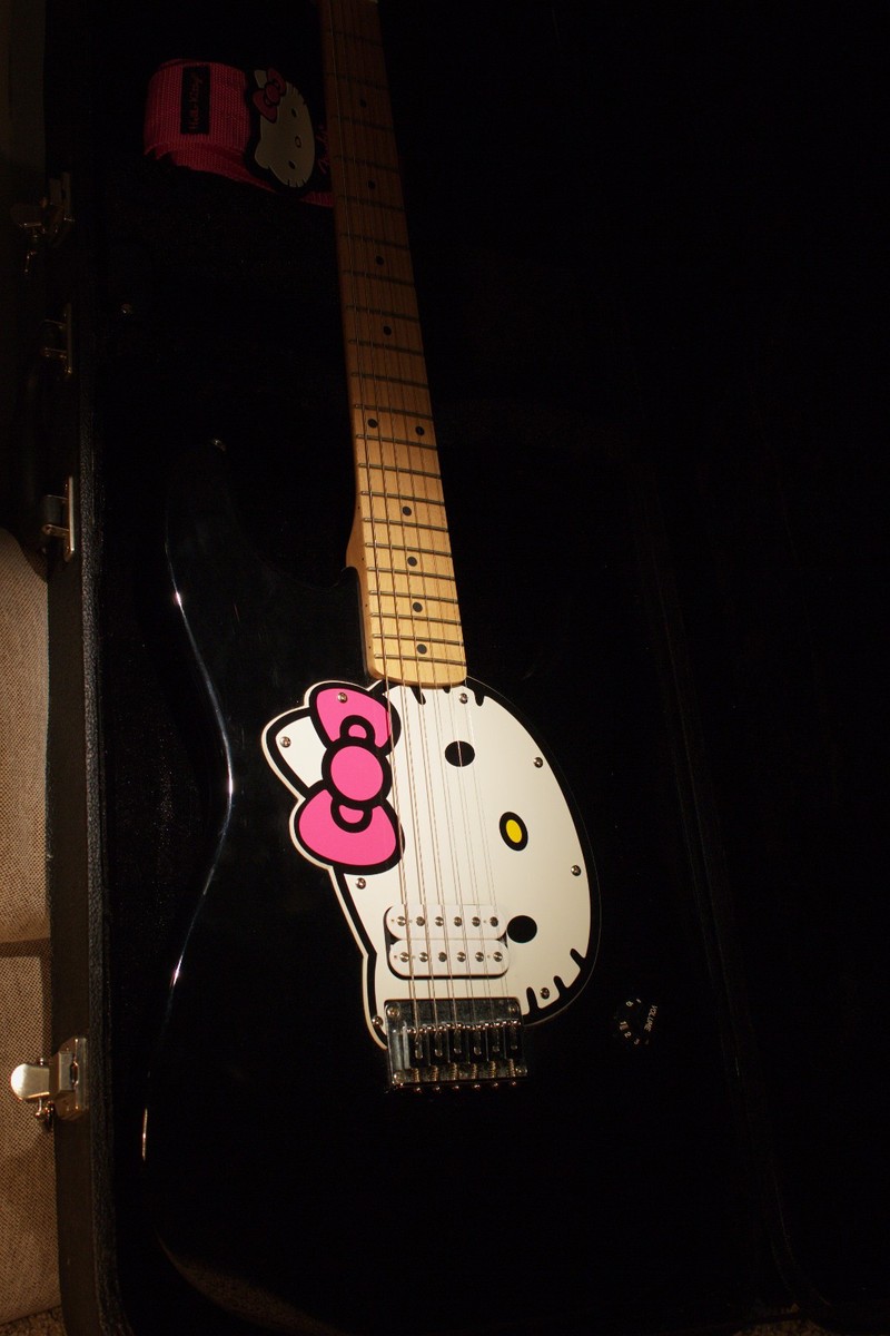 Squier Hello Kitty Stratocaster 2006 Original Run w/ Strap And