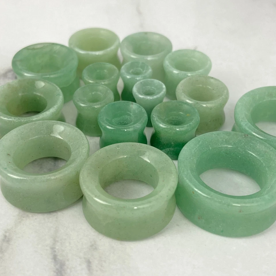 Par de túneles cóncavos de piedra de aventurina verde (STN-661) medidores de oído ELIGE EL TAMAÑO Foto 4 de 4