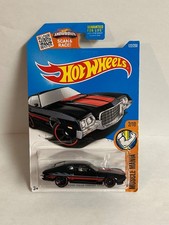 *Worn Card* ‘72 Ford Gran Torino Sport - Hot Wheels 2016 Muscle Mania