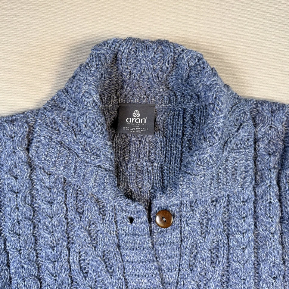 ARAN 女式长渔夫开衫掸子爱尔兰美利奴羊毛 XL 电缆针织 — 第 3/4 张图片