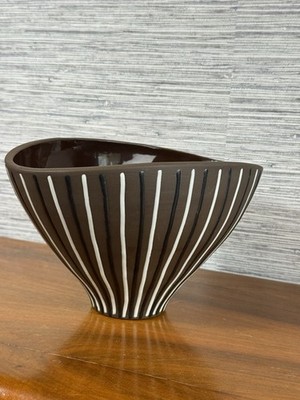 VTG Jonathan Adler Pot Porter Brown/White Striped Asymmetric Pottery Bowl Vase