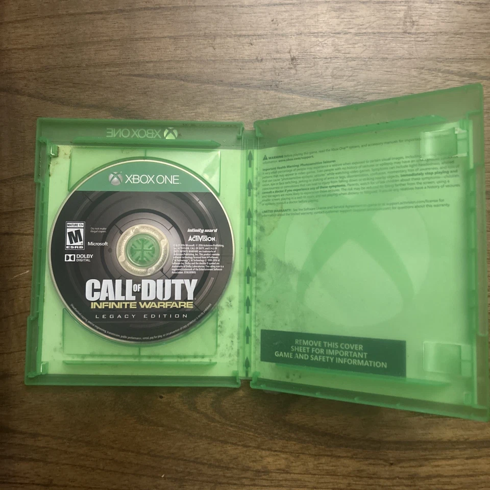 Call of Duty: Infinite Warfare Legacy Edition (Microsoft Xbox One, 2016) - Image 3 of 4