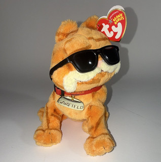 Ty Beanie Babies Garfield Cool Cat Plush w/ Sunglasses Vintage 2004
