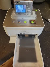 Kodak EasyShare G600 Thermal Printer Digital Photo Dock And Camera C743 7.1 MP