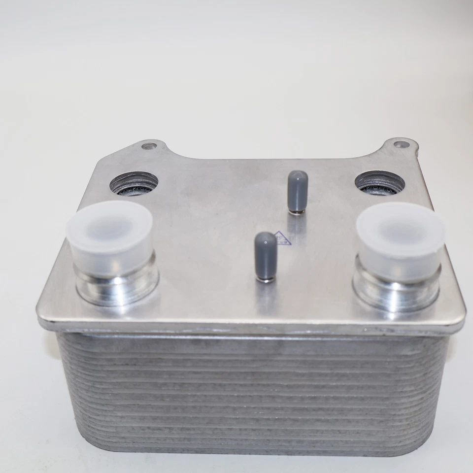 3C3Z-6A642-CA Upgraded Oil Cooler Kit For Ford E350 F-250 F-350 6.0L Powerstroke - Imagem 2 de 4